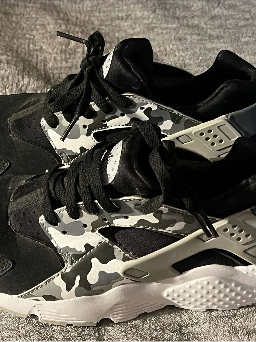 Kids Black & Gray Camo huaraches